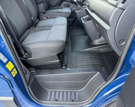 Синій Рено Мастєр, об'ємом двигуна 2.3 л та пробігом 55 тис. км за 17799 $, фото 16 на Automoto.ua