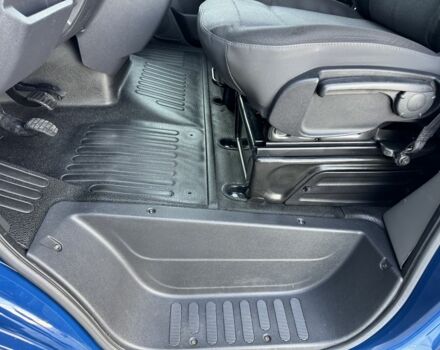 Синій Рено Мастєр, об'ємом двигуна 2.3 л та пробігом 55 тис. км за 17799 $, фото 12 на Automoto.ua