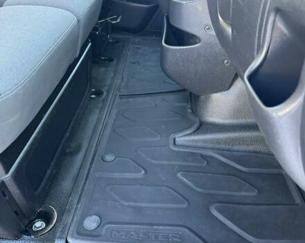 Синий Рено Мастер, объемом двигателя 2.3 л и пробегом 350 тыс. км за 22700 $, фото 5 на Automoto.ua