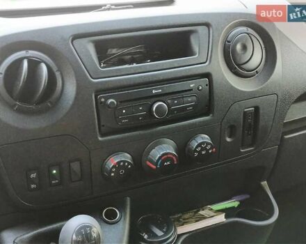 Синій Рено Мастєр, об'ємом двигуна 2.3 л та пробігом 251 тис. км за 18700 $, фото 13 на Automoto.ua