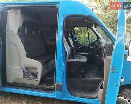 Синій Рено Мастєр, об'ємом двигуна 2.3 л та пробігом 251 тис. км за 18700 $, фото 17 на Automoto.ua