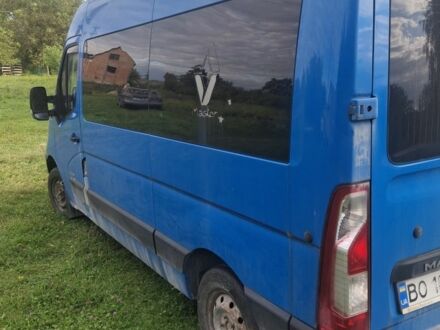 Синий Рено Мастер, объемом двигателя 2.3 л и пробегом 381 тыс. км за 11500 $, фото 1 на Automoto.ua