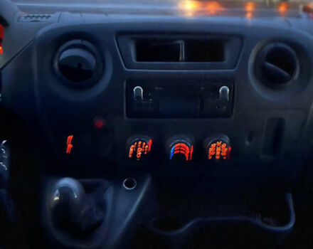 Зеленый Рено Мастер, объемом двигателя 2.3 л и пробегом 350 тыс. км за 18500 $, фото 12 на Automoto.ua