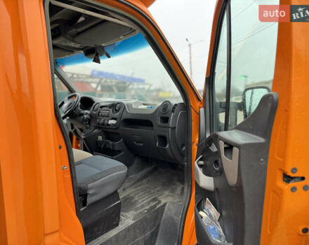 Помаранчевий Рено Мастєр, об'ємом двигуна 2.3 л та пробігом 621 тис. км за 10500 $, фото 8 на Automoto.ua