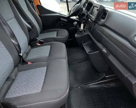 Оранжевый Рено Мастер, объемом двигателя 2.3 л и пробегом 208 тыс. км за 28999 $, фото 55 на Automoto.ua