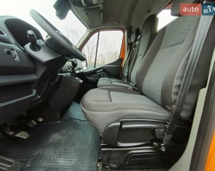 Оранжевый Рено Мастер, объемом двигателя 2.3 л и пробегом 209 тыс. км за 28999 $, фото 31 на Automoto.ua