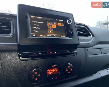 Оранжевый Рено Мастер, объемом двигателя 2.3 л и пробегом 208 тыс. км за 28999 $, фото 36 на Automoto.ua