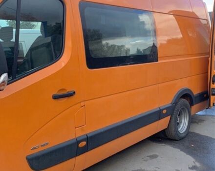 Оранжевый Рено Мастер, объемом двигателя 2.3 л и пробегом 247 тыс. км за 21500 $, фото 2 на Automoto.ua