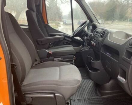 Оранжевый Рено Мастер, объемом двигателя 2.3 л и пробегом 247 тыс. км за 21500 $, фото 5 на Automoto.ua