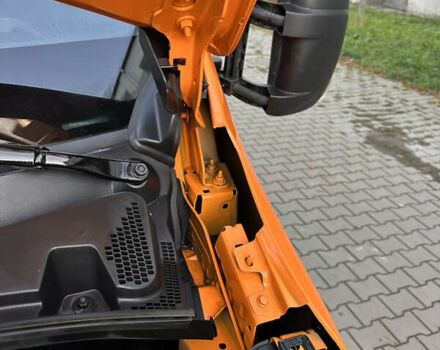 Оранжевый Рено Мастер, объемом двигателя 2.3 л и пробегом 259 тыс. км за 18800 $, фото 40 на Automoto.ua