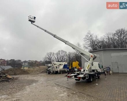 Білий Рено Максіті, об'ємом двигуна 3 л та пробігом 180 тис. км за 63362 $, фото 16 на Automoto.ua