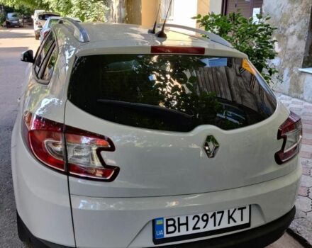 Белый Рено Меган, объемом двигателя 0 л и пробегом 190 тыс. км за 8000 $, фото 3 на Automoto.ua