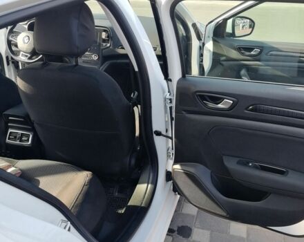 Белый Рено Меган, объемом двигателя 0 л и пробегом 196 тыс. км за 12000 $, фото 7 на Automoto.ua