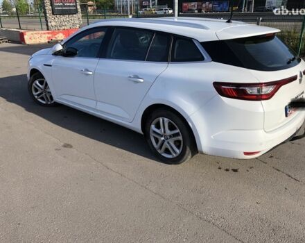 Белый Рено Меган, объемом двигателя 0 л и пробегом 196 тыс. км за 12000 $, фото 3 на Automoto.ua