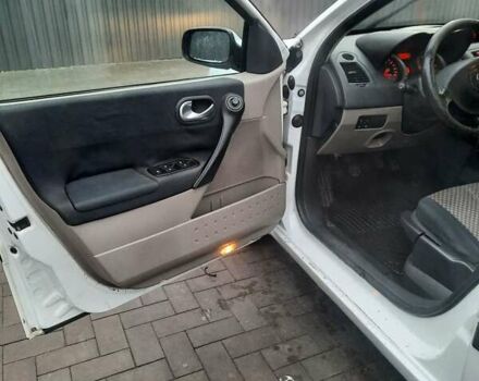 Білий Рено Меган, об'ємом двигуна 1.5 л та пробігом 300 тис. км за 2999 $, фото 12 на Automoto.ua