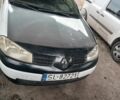 Белый Рено Меган, объемом двигателя 1 л и пробегом 300 тыс. км за 800 $, фото 1 на Automoto.ua