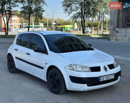 Белый Рено Меган, объемом двигателя 1.46 л и пробегом 300 тыс. км за 2599 $, фото 3 на Automoto.ua