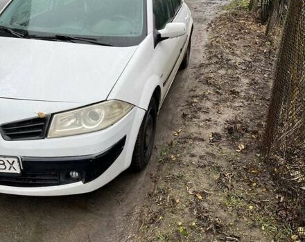 Белый Рено Меган, объемом двигателя 1.46 л и пробегом 400 тыс. км за 3500 $, фото 1 на Automoto.ua