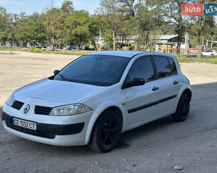 Белый Рено Меган, объемом двигателя 1.46 л и пробегом 300 тыс. км за 2599 $, фото 2 на Automoto.ua