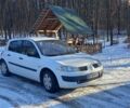 Белый Рено Меган, объемом двигателя 1.4 л и пробегом 208 тыс. км за 4400 $, фото 2 на Automoto.ua