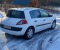Белый Рено Меган, объемом двигателя 1.4 л и пробегом 208 тыс. км за 4400 $, фото 6 на Automoto.ua