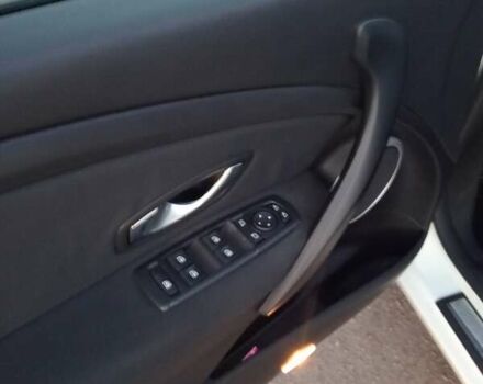 Белый Рено Меган, объемом двигателя 1.6 л и пробегом 196 тыс. км за 6100 $, фото 13 на Automoto.ua