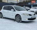 Белый Рено Меган, объемом двигателя 1.6 л и пробегом 260 тыс. км за 4600 $, фото 9 на Automoto.ua
