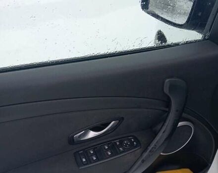 Белый Рено Меган, объемом двигателя 1.6 л и пробегом 198 тыс. км за 5600 $, фото 10 на Automoto.ua