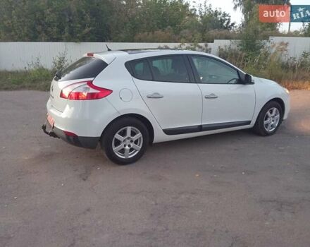 Рено Меган 2008 в Нововолынск на Automoto.ua Белый Рено Меган, объемом двигателя 1.6 л и пробегом 196 тыс. км за 6200 $, фото 6 на Automoto.ua