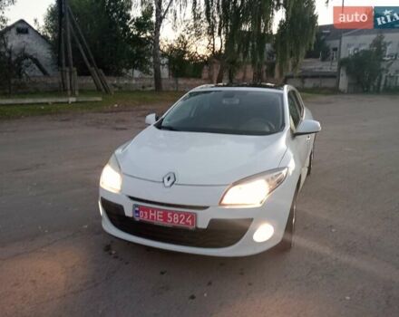 Білий Рено Меган, об'ємом двигуна 1.6 л та пробігом 196 тис. км за 6200 $, фото 4 на Automoto.ua