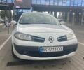 Білий Рено Меган, об'ємом двигуна 1.46 л та пробігом 350 тис. км за 3900 $, фото 1 на Automoto.ua