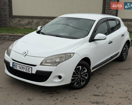 Белый Рено Меган, объемом двигателя 1.46 л и пробегом 353 тыс. км за 4800 $, фото 1 на Automoto.ua