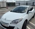 Белый Рено Меган, объемом двигателя 2 л и пробегом 217 тыс. км за 6999 $, фото 2 на Automoto.ua