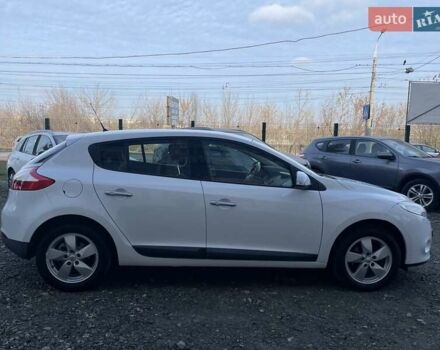 Білий Рено Меган, об'ємом двигуна 1.6 л та пробігом 252 тис. км за 7350 $, фото 8 на Automoto.ua