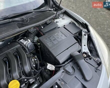 Білий Рено Меган, об'ємом двигуна 1.6 л та пробігом 252 тис. км за 7350 $, фото 25 на Automoto.ua