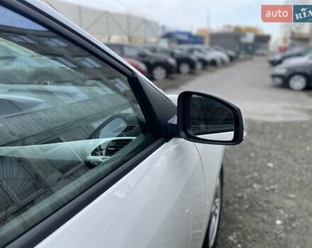 Білий Рено Меган, об'ємом двигуна 1.6 л та пробігом 252 тис. км за 7350 $, фото 17 на Automoto.ua