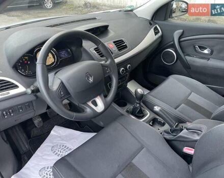 Білий Рено Меган, об'ємом двигуна 1.6 л та пробігом 252 тис. км за 7350 $, фото 27 на Automoto.ua