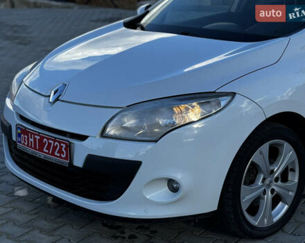 Білий Рено Меган, об'ємом двигуна 1.6 л та пробігом 233 тис. км за 5950 $, фото 20 на Automoto.ua