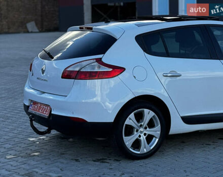 Білий Рено Меган, об'ємом двигуна 1.6 л та пробігом 233 тис. км за 5950 $, фото 15 на Automoto.ua