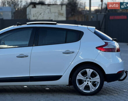 Білий Рено Меган, об'ємом двигуна 1.6 л та пробігом 233 тис. км за 5950 $, фото 9 на Automoto.ua
