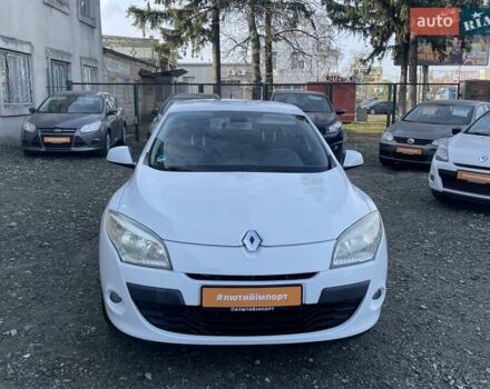 Білий Рено Меган, об'ємом двигуна 1.6 л та пробігом 252 тис. км за 7350 $, фото 1 на Automoto.ua