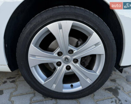 Білий Рено Меган, об'ємом двигуна 1.6 л та пробігом 233 тис. км за 5950 $, фото 42 на Automoto.ua