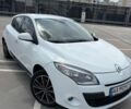 Белый Рено Меган, объемом двигателя 2 л и пробегом 217 тыс. км за 7200 $, фото 1 на Automoto.ua