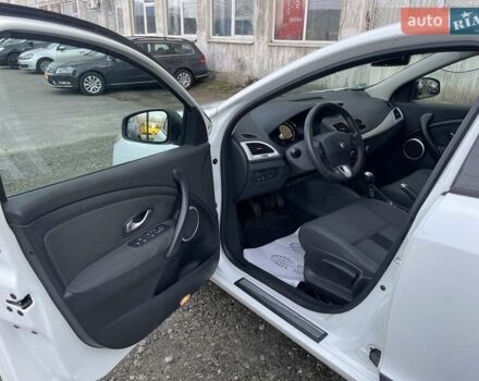 Білий Рено Меган, об'ємом двигуна 1.6 л та пробігом 252 тис. км за 7350 $, фото 39 на Automoto.ua