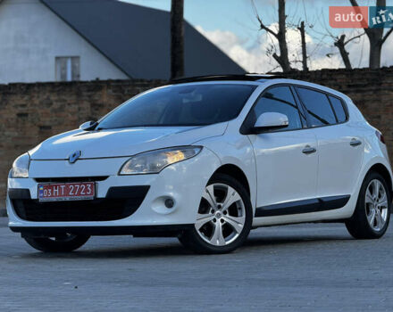 Білий Рено Меган, об'ємом двигуна 1.6 л та пробігом 233 тис. км за 5950 $, фото 1 на Automoto.ua