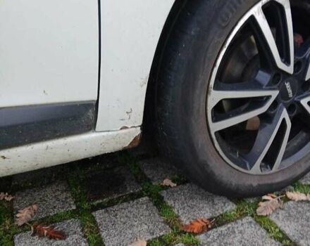 Белый Рено Меган, объемом двигателя 1.6 л и пробегом 264 тыс. км за 5541 $, фото 19 на Automoto.ua