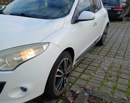 Белый Рено Меган, объемом двигателя 1.6 л и пробегом 264 тыс. км за 5541 $, фото 5 на Automoto.ua