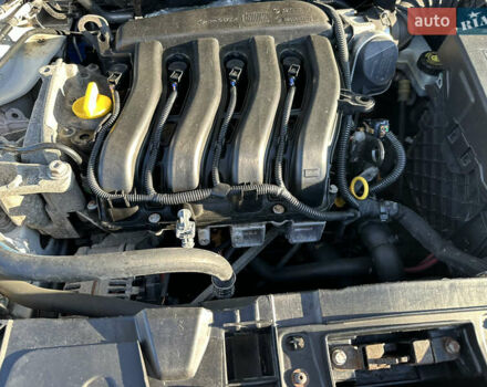 Рено Меган 2009 в Луцке на Automoto.ua Белый Рено Меган, объемом двигателя 1.6 л и пробегом 250 тыс. км за 6350 $, фото 1 на Automoto.ua