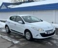Белый Рено Меган, объемом двигателя 1.6 л и пробегом 200 тыс. км за 6700 $, фото 1 на Automoto.ua