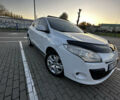 Рено Меган 2009 в Нововолынск на Automoto.ua Белый Рено Меган, объемом двигателя 1.46 л и пробегом 230 тыс. км за 5100 $, фото 4 на Automoto.ua